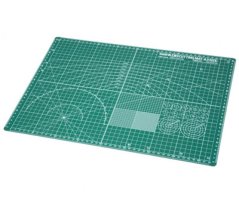 TAMIYA Rezacia podložka A3 450x320mm zelená