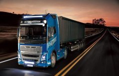 TAMIYA Volvo FH16 750 4x2 1:14, KIT, NOVINKA 2024!