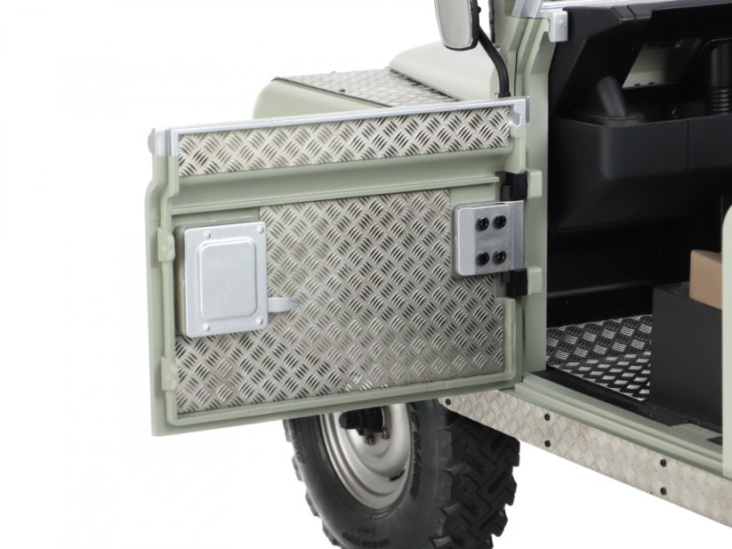 Sada platní interiéru KUDU™ z nehrdzavejúcej ocele pre Land Rover® 88 a 109 (vnútro kabíny) strieborné